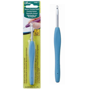 Clover 4.5mm Clover Amour Crochet Hooks