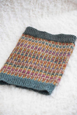 Louie & Lola Yarns Advent Calendar Gingerbread Haus 2023 Advent Set - Merino Silk Yak DK PRE-ORDER