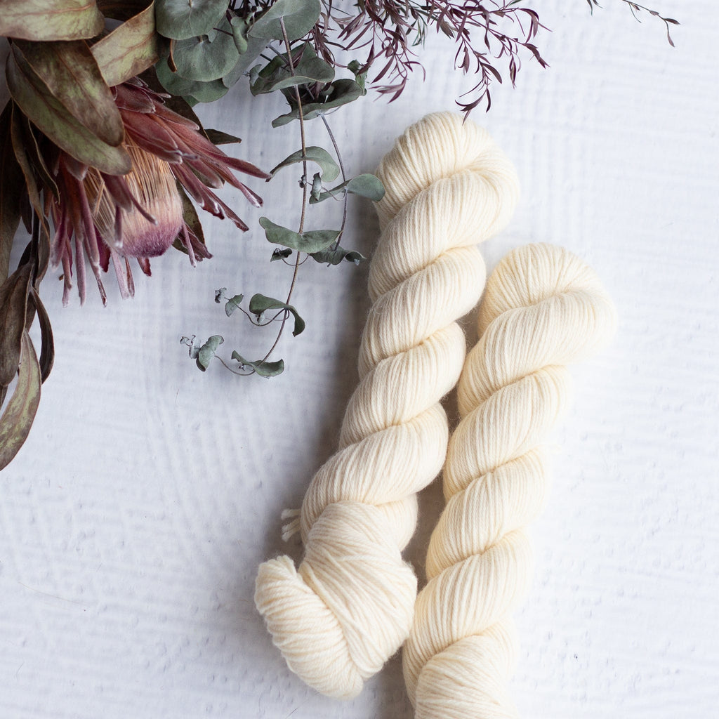 Louie & Lola Yarns BFL DK - Natural #001