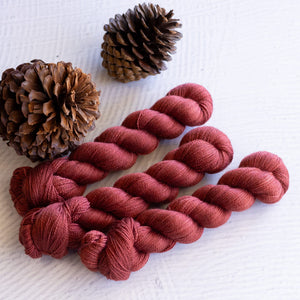 Louie & Lola Yarns BFL Silk Lace - Clay