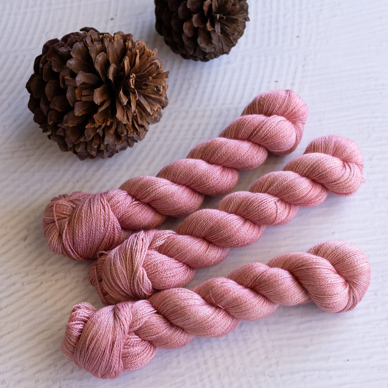 Louie & Lola Yarns BFL Silk Lace - Hush