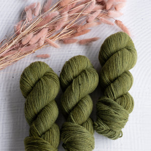 Louie & Lola Yarns Polwarth DK - Tonals Collection - Basil