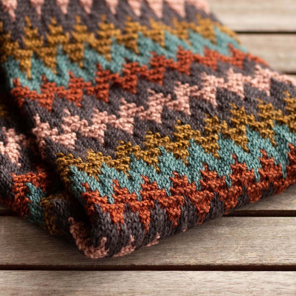Louie & Lola Yarns Recollect Cowl - Merino Fingering Yarn Kit
