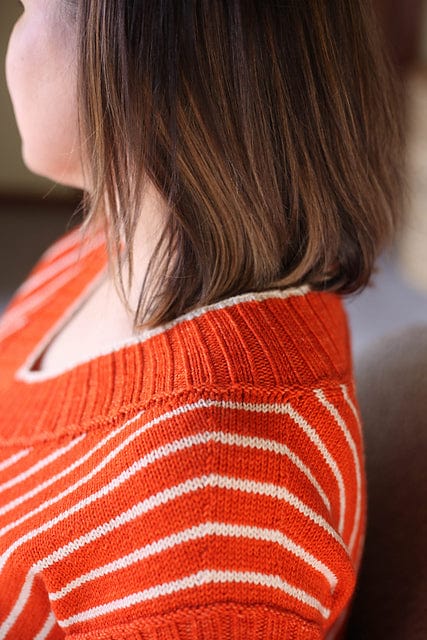 Louie & Lola Yarns Sunde Pullover & Sleeveless Top Kit - Agave & Mist