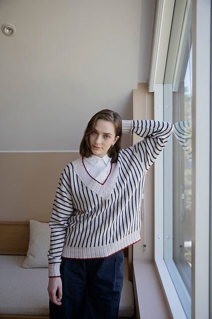 Louie & Lola Yarns Sunde Pullover & Sleeveless Top Kit - Agave & Mist