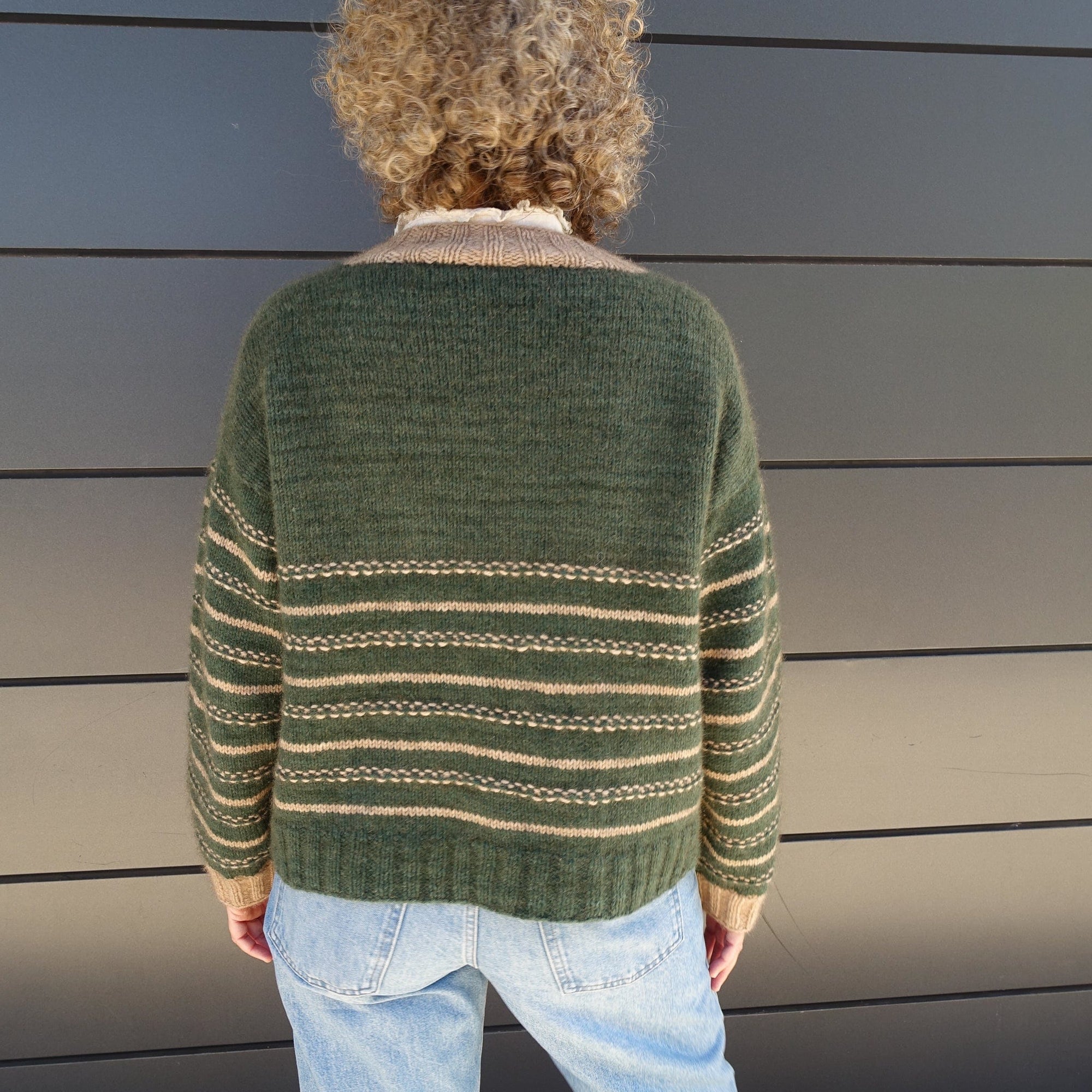 Louie & Lola Yarns Vera Loves Knitting - Homey Cardigan Kit - Merino Possum DK