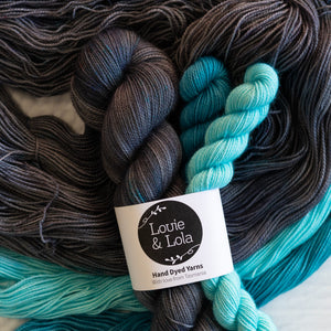 Louie & Lola Yarns Yarn Club Flock & Feather Yarn of the Month - August 2026 - Sapphire Blue Plymouth Rock