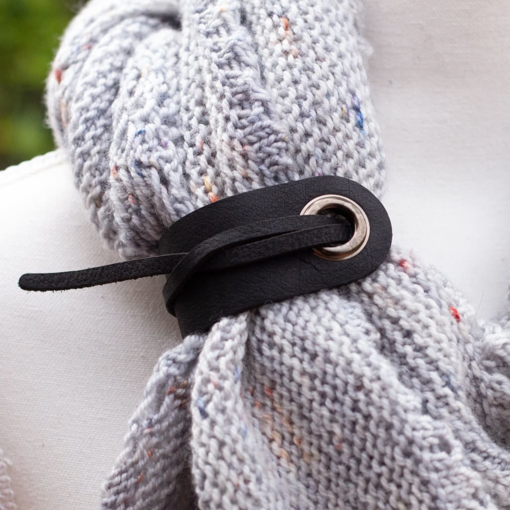 Purl & Hank Dark Brown/Antique Brass Purl & Hank - Wrap-A-Round Shawl Belt