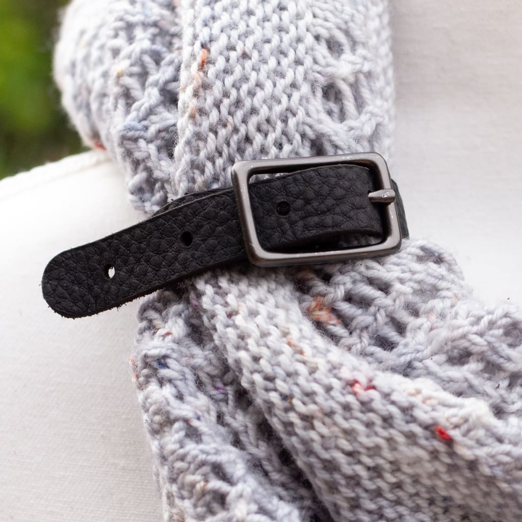 Purl & Hank Black/Gun Metal Purl & Hank - The In-Betweener Shawl Belt