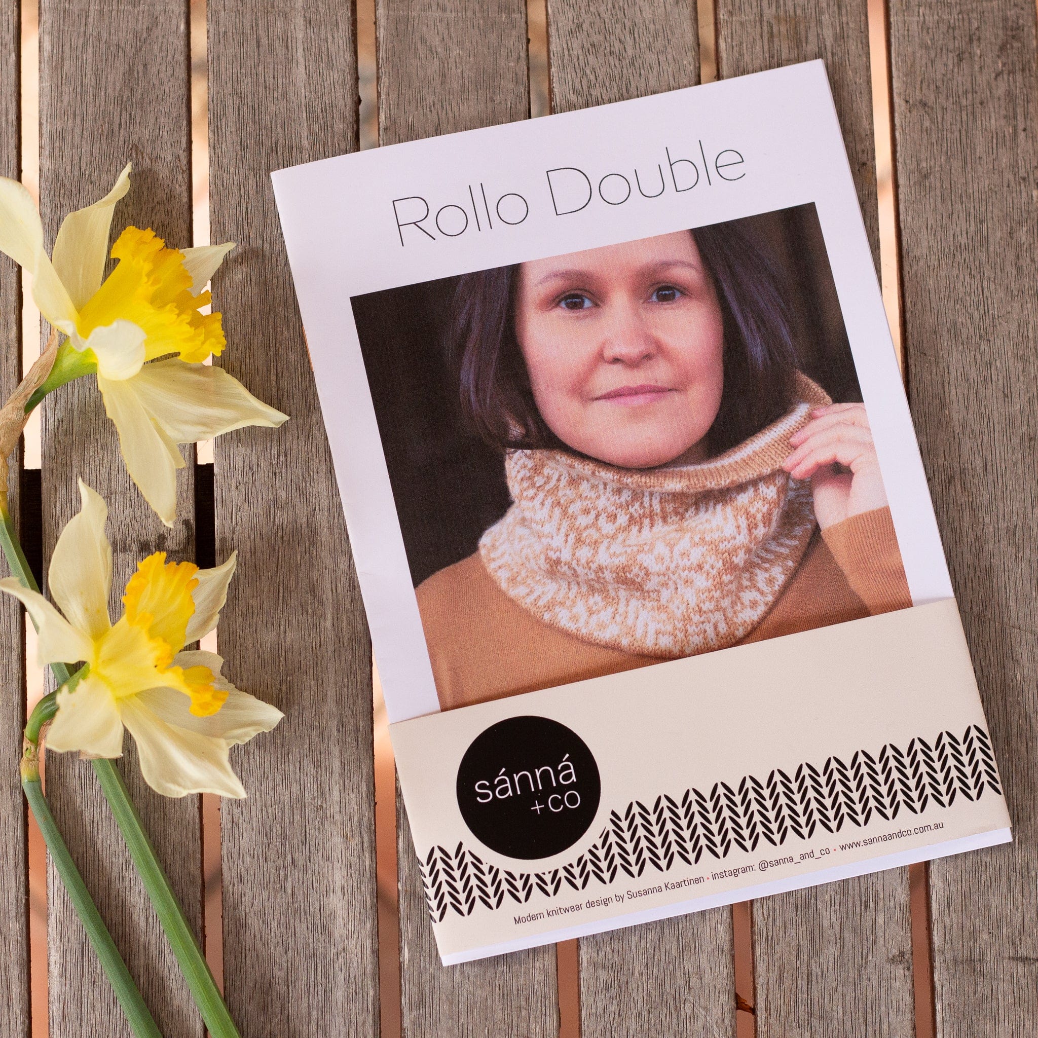 Louie & Lola Yarns - Sanna & Co. Knitting Pattern - Rollo Double Cowl