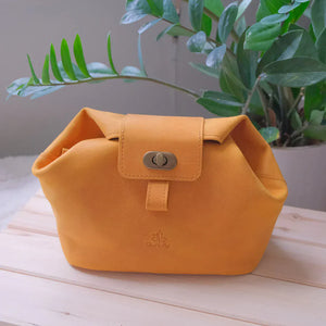 Thread & Maple Camel Thread & Maple - Leather Pop Up Bag