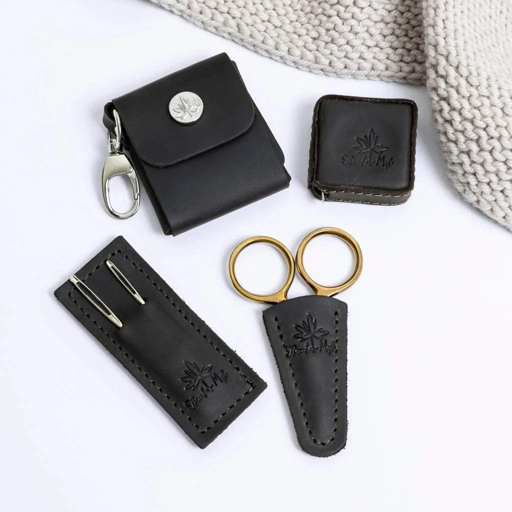 Thread & Maple Thread & Maple - Leather Tiny Tape Measure