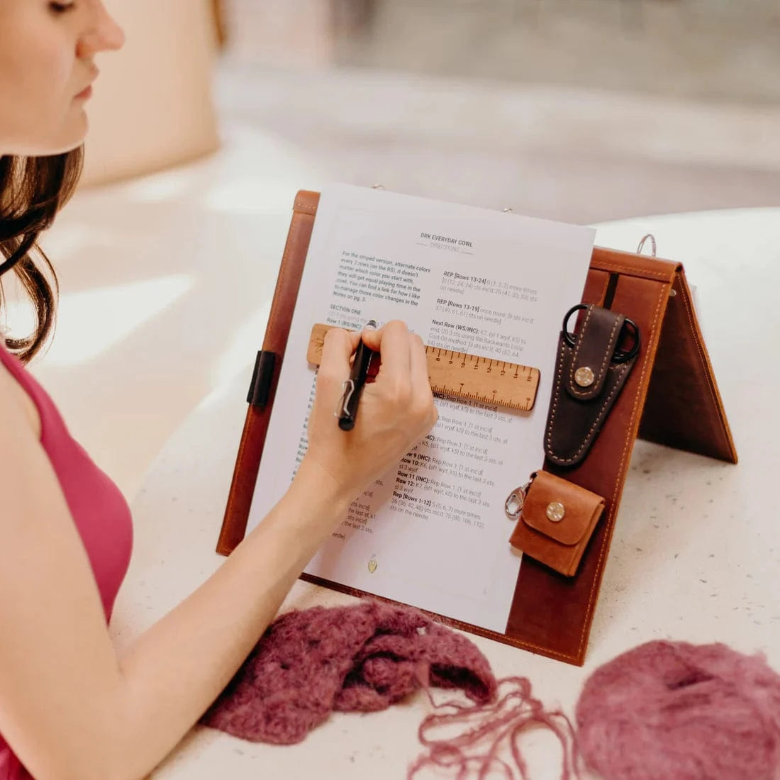 Thread & Maple Thread & Maple - Magnetic Cherry Wood 6" Needle Gauge Ruler